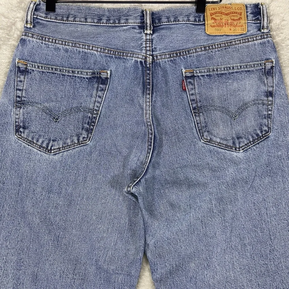 Levis Jeans 550 Relaxed Mens 36x30 Blue‎ Denim Pants Medium Wash (Tag36x32)